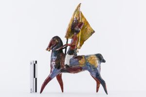 figura maschile a cavallo