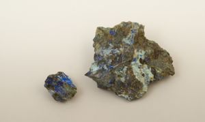 Magnetite con azzurrite