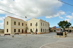 Ex Municipio