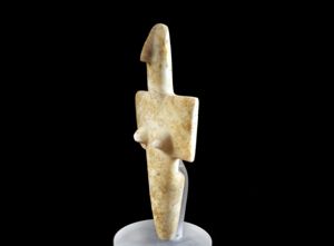 Dea madre di Turrita Statuina di divinità femminile, in marmo, di schema geometrico cruciforme dalla località di Sa Turriga (Senorbì). Cultura di Ozieri. Conservato presso il Museo Archeologico Nazionale di Cagliari