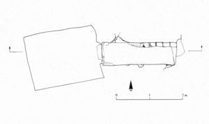 Pianta di una tomba a camera del settore orientale della necropoli meridionale (da E. Acquaro - C. Del Vais - A.C. Fariselli (edd.), Beni culturali e antichità puniche. La necropoli meridionale di Tharros. Tharrhica-I, La Spezia 2006, fig. 3,1).