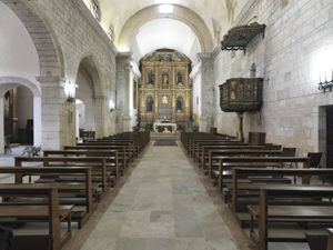 Sassari, chiesa di San Pietro di Silky, interno