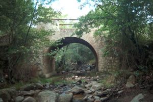 Ponte Rio De Is Castangias