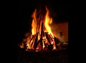 Falò in occasione della festa di Sant'Antonio