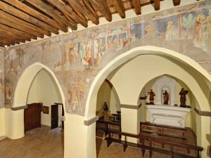 Galtellì, chiesa di San Pietro, affreschi della navata centrale