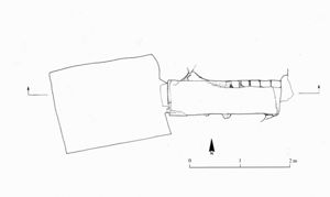 Pianta di una tomba a camera del settore orientale della necropoli meridionale (da E. Acquaro - Carla del Vais - A.C. Fariselli (ed.), Beni culturali e antichità puniche. La necropoli meridionale di Tharros. Tharrhica-I, La Spezia 2006, fig. 3.1