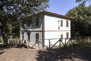 Casa degli insegnanti villaggio Arenas