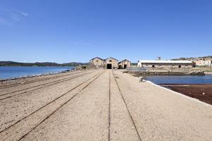 porticciolo, ex strutture militari, Punta Rossa