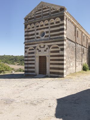 Bulzi, chiesa San Pietro del Crocefisso, facciata