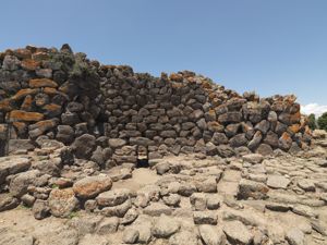 Orroli, nuraghe Arrubiu