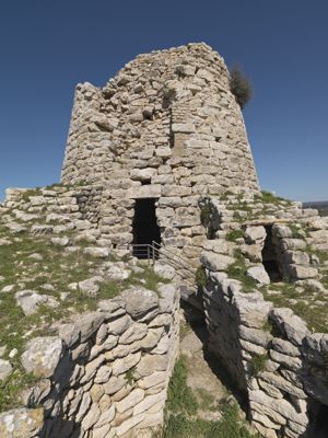 Isili, nuraghe Is Paras, torre centrale