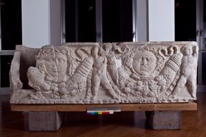 Sarcofago delle Gorgoni