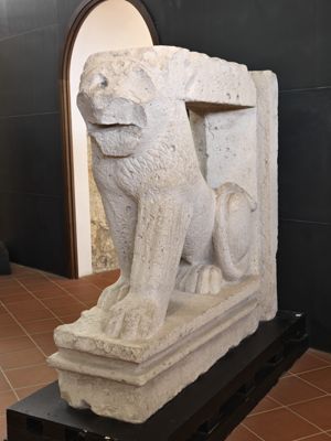 Sant'Antioco, Museo Archeologico Ferruccio Barreca, leone in pietra