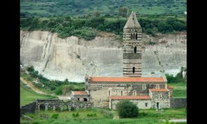 Codrongianos, Chiesa della Santissima Trinità di Saccargia