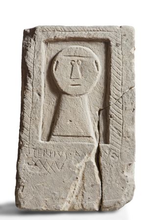 Viddalba, Civico Museo Archeologico, stele da San Leonardo